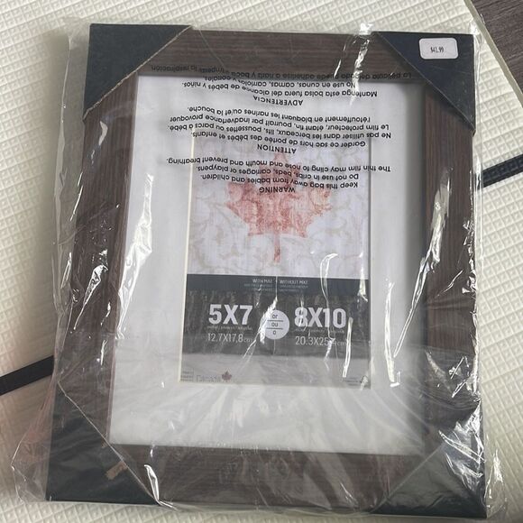 ArtMaison Canada Walnut Picture Frame - (8-in x 10-in Actual Size 9-in x11 - Picture 2 of 2